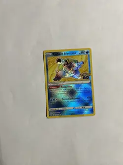 Radiant Blastoise 018/078 Pokemon GO Holo NM - Image 1