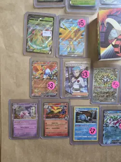 Pokemon Trading Card Game Mini Portfoli With 30 Pokemon Cards - Image 2