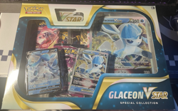 Pokemon TCG Glaceon VStar Special Collection Sword & Shield Factory Sealed - Image 1