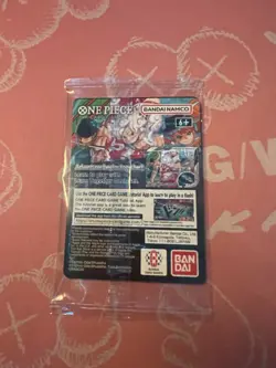 Bandai One Piece CCG Monkey.D.Luffy US Voyage Promo Full Art Holo Card - Image 2