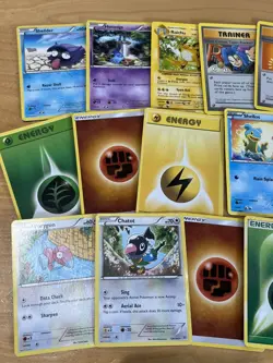 16 x Mixed Pokemon Cards Bundle Job Lot Trading - Image 2