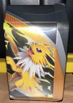 POKEMON NEW & FACTORY SEALED 2021 - JOLTEON V EEVEELUTIONS TIN - REPRINT RELEASE - Image 4