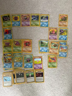 Pokemon Fossil 1st Edition Common/Uncommon Bundle LP/NM - Image 1