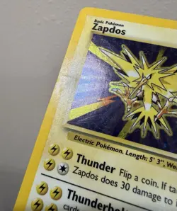 Zapdos MP 19/110 - Holo Legendary Collection - Pokemon 2002 - Image 3
