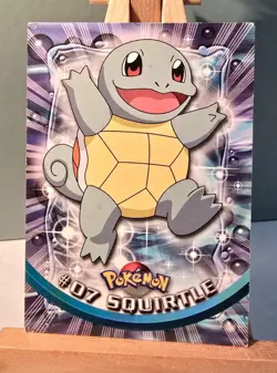 💥 SQUIRTLE 1999 Topps Pokemon TV Non Holo Animation Series Black Logo # 07 - Image 1