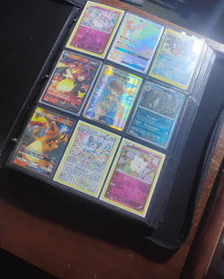 Pokemon card binder lot - Image 1