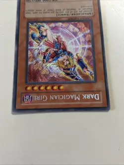 Dark Magician Girl CT2-EN004 2005 Collectors Tin Limited Edition - Image 2