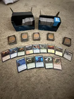 Magic The Gathering roughly 1000 cards deck box - CARD BOX INCLUDED - Image 1