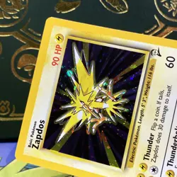 Zapdos Holo 20/130 Base Set 2 Rare Pokemon Card Vintage WOTC LP + NM - - Image 4