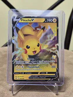 Pikachu V 043/185 Vivid Voltage Ultra Rare Holo Pokemon Card NM - Image 1