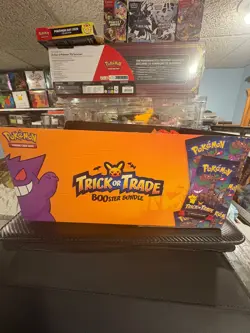 Trick Or Trade Pokemon Booster Bundle w/display 225 packs Gengar - Image 5