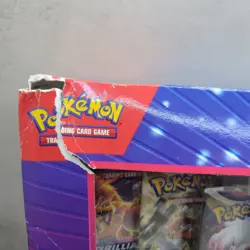 Pokemon TCG Legendary Warriors Premium Collection SEALED BUT BOX DAMAGEDT - Image 2