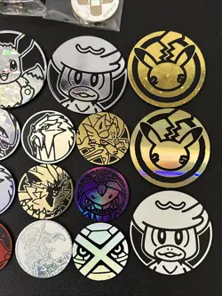 Pokemon Mixed Lot Of 24 TCG Coins, Dice, Counters- Mixed Pokemon - Image 3