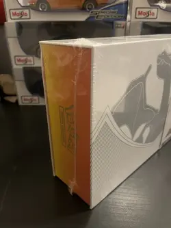 Pokemon Sword & Shield Ultra-Premium Collection Charizard Box 2022 - Image 3