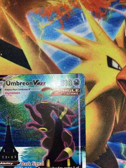 Pokemon TCG Umbreon VMAX Alt Art Holo Secret Rare Card Evolving Skies 215/203 NM - Image 4