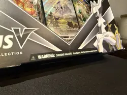 Pokemon TCG Arceus V Figure Collection Box - Sealed - TEAR ON BOX CHECK PHOTOS 820650850165 - Image 2