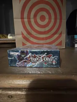YuGiOh TCG(25th Anniversary Edition)Legend of Blue Eyes White Dragon Booster Box - Image 5