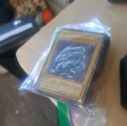 Konami Yu-Gi-Oh! kaiba Blue-Eyes White Dragon deck SDK-001 - Image 1