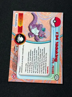 Pokemon Nidoking #34 Topps Chrome Base Holo NM - Image 3