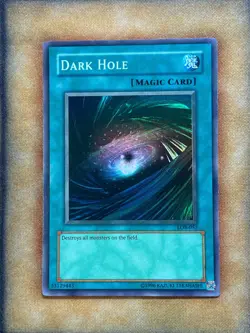 Yugioh Dark Hole LOB-052 Super Rare Original Print NM - Image 1