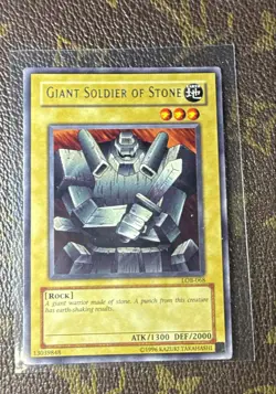 Giant Soldier of Stone LOB-068 The Legend of Blue Eyes White Dragon Unlimited - Image 1