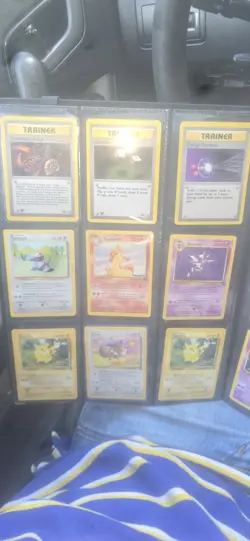 Pokemon binder lot - tons of vintage cards Base Set Venusaur Holo 1st Ed Moltres - Image 3