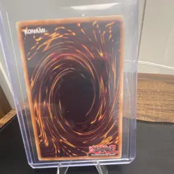 Konami Blue-Eyes White Dragon LC01-EN004 Ultra Rare Limited Edition Holo Vintage - Image 2