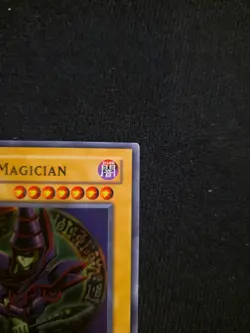 Yugioh! Dark Magician SYE-001 Super Rare Unlimited Light Play - Image 4