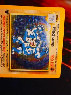 HP (4th Print 1999-2000) Pokemon MACHAMP Card BASE Set 8/102 Holo Rare 1st ed UK - Image 2