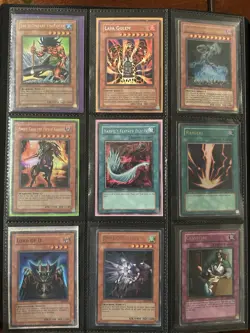 Small Vintage Yu-Gi-Oh! Binder (Played) Blue Eyes, Dark Magician, Exodia, etc. - Image 4