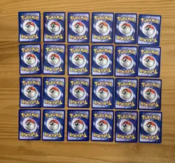Pokemon Fossil Bundle 20 cards 3 Holos - Image 2