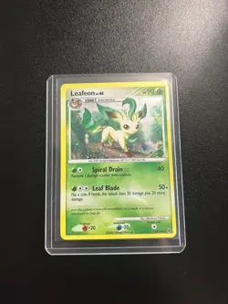 Pokemon TCG Leafeon Holo Diamond & Pearl Majestic Dawn 24/100 LP - Image 1