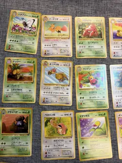 Vintage Pokemon 32 Card Lot Japanese Jungle WOTC Eevee Jigglypuff Pikachu - Image 2