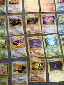 Vintage Pokemon 32 Card Lot Japanese Jungle WOTC Eevee Jigglypuff Pikachu - Image 4