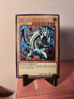Blue-Eyes White Dragon - CT13-EN002 - Secret Rare - NM - Yugioh - Image 1