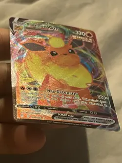 Flareon Vmax - 018/203 -Evolving Skies - Full Art Ultra Rare Pokemon - NM - Image 3
