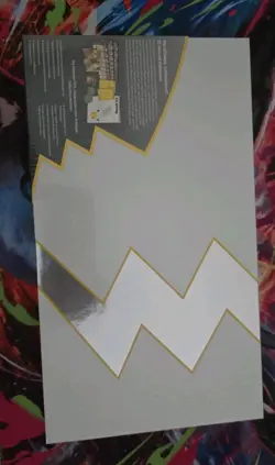Pokemon Celebrations 25th Anniversary Ultra Premium Collection Box - Image 2