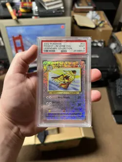 2002 POKEMON LEGENDARY COLLECTION #33 PIDGEOT-REVERSE FOIL PSA 9 - Image 1