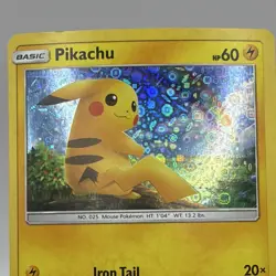 Pokemon Pikachu 28/73 Shining Legends 2017 Holo General Mills HP/DMG - Image 2