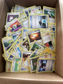 200 Pokemon Trainer cards authentic supporter random lot - TCG - Image 1