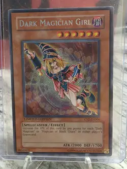 Dark Magician Girl CT2-EN004 Secret Rare MP Limited Edition Yugioh Tin Card - Image 4