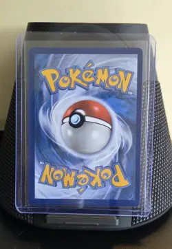 Clefable 40/68 Pokemon Hidden Fates- Rare- Reverse Holo- Near Mint - Image 2