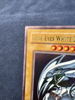 Yu-Gi-Oh! TCG Blue-Eyes White Dragon SDK-001 Ultra Rare Unlimited Edition - Image 2