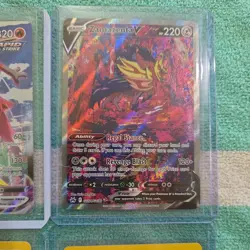 Pokemon Cards Lot Binder WOTC Gym holo lances charizard vapoereon tg zamazenta V - Image 4