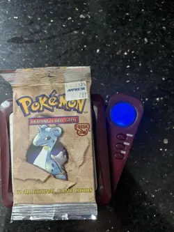 Pokemon Fossil Booster Packs ONE HEAVY ONE Light WOTC Vintage Sealed - Image 2