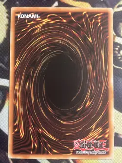 Yugioh: Elemental HERO Neos - MGED-EN004 - Premium Gold Rare 1st Edition NM - Image 2