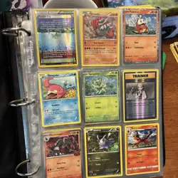 Pokemon Lot Of Cards, 207 Total Cards, Mixed Lot - Image 2