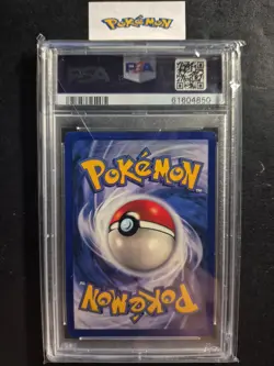 First Edition 1999 Pokemon Base Set 22/102 Pidgeotto PSA NM-MT 8 - Image 2