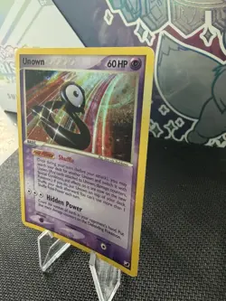 Pokemon Unown B/28 EX Unseen Forces Holo Rare Basic 60 HP Card 2005 LP/MP - Image 2
