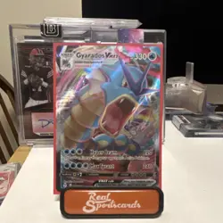 Pokemon Gyarados VMAX Ultra Rare Evolving Skies 029/203 330 HP Holo Card - Image 1